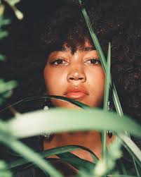 Bella Freeman-Moule (@bfmoule) • Instagram photos and videos