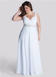These 8 Plus Size Wedding Gown Designers Are Perfect For Body Positive Brides Photos
