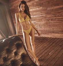 Colleen Cole - Free pics, galleries & more at Babepedia