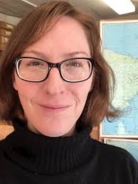 Kari James's Instagram, Twitter & Facebook