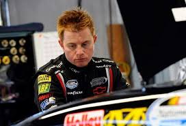 What does it mean when a nascar driver states that in his crash he was on the splitter? Nascar Driver Jason Leffler Killed In Nj Accident Video