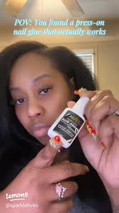 Top Press-On Nail Glue: Drip & Clog Proof Review