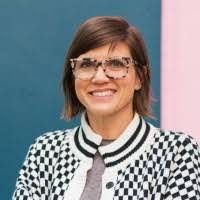 Jana Helms's Instagram, Twitter & Facebook