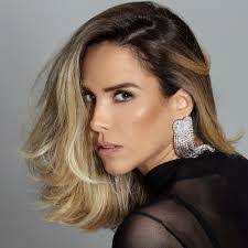 Vanessa Camargo's Instagram, Twitter & Facebook