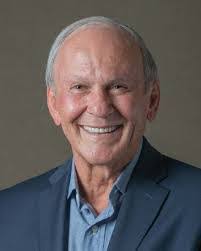 Richard Giltner's Instagram, Twitter & Facebook