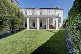 Your parents can live in their own space, but they're still close to home. Tree Section Modern Farmhouse 570 27th Street Manhattan Beach Ca Usa Backyard The Pinnacle List