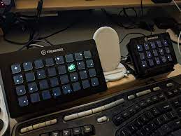In this video i show how we made and produced the animated wallpapers for the stream deck and stream deck xl! Stream Deck Screensaver Templates Xl Regular Elgato