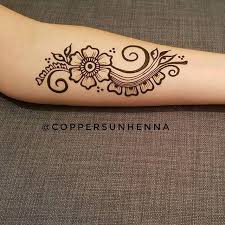 Depending on your lifestyle and skin, a henna tattoo will last up to three weeks. Beautiful Arm Mehndi Art Henna Designs Henna Tattoo Designs Simple Simple Henna Tattoo