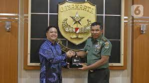 Merupakan lulusan akmil 1989 dari kecabangan infanteri yang. Pangdam Jaya Mayjen Eko Margiyono Diangkat Menjadi Pangkostrad News Liputan6 Com