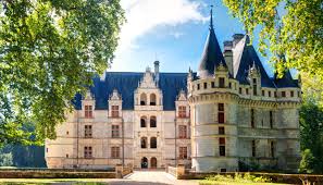 Table, late gothic style, 4. Loire Valley Celebrates 500 Years Of The French Renaissance World Travel Guide