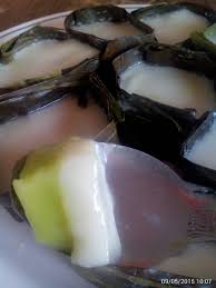 Manis dan lemak serta harum dengan bau daun pisang dan daun pandan. Facebook