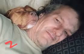 Bipolar disorder support group remains public