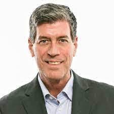 Greg Askin's Instagram, Twitter & Facebook