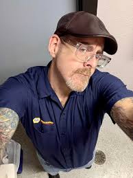 6'4 31 Minnesota 👋🏼