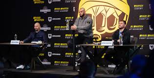 Артем лобов не смог выйти на пятый раунд боя на голых кулаках против дениса беринчика. Lobov I Berinchik Boj Goda 24 Iyulya Lobov I Berinchik Srazyatsya V Kieve Na Golyh Kulakah Novosti Mobilnaya Versiya Cenzor Net