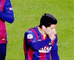 Su mujer antonella roccuzzo y sus hijos le han acompañado en el b onito homenaje para. Lionel Messi Celebration Gif