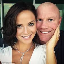 2 little people + wife. A Look Back On Barry Hall And Lauren Brant S Whirlwind Romance Daily Mail Online