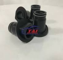 Diesel Fuel Injector Common Rail Jniector 23670-E0301 095000-5960  095000-5963 for HINO J07E J08E Engine Ranger 500 Series