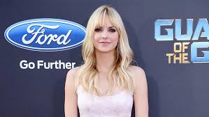 Anna faris and michael barrett (splashnews) anna added that the two tied the knot at san juan islands and called it the most magical place on earth. the nuptials mark the comedian's third. Anna Faris Reveals Director Sexually Harassed Her On Set Variety