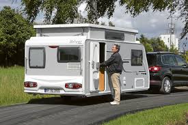 Braucht ihr rapido wohnwagen neue wohnwagenfenster? Premiere Trigano Silver Ist Der Flach Mann Caravaning