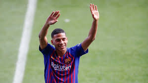 France Football Garante Que Todibo Quer Sair Do Barcelona E Tem Benfica A Espreita Benfica Jornal Record