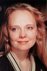 Белохвостикова родилась 28 июля 1951 года в москве, но когда ей был год, родителей направили работать в англию, дочь они забрали с собой. Nataliya Belohvostikova Aktrisa Fotografii Sovetskie Aktrisy Kino Teatr Ru