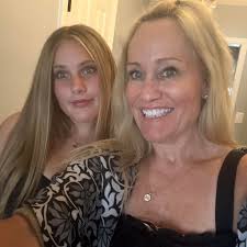 Dish that can sit out for multiple hours without spoiling