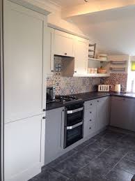 Save thousands of pounds and transform your kitchen in a single day with nationwide upcycled kitchens and furniture. Farrow Ball Kitchen In Moles Breath And Shadow White Grey Kitchen Designs Farrow And Ball Kitchen Kitchen Design