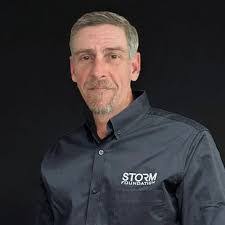 Robert Kreitz's Instagram, Twitter & Facebook