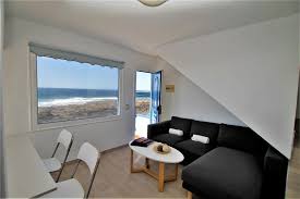 La casa rural de vacaciones cuenta con un entorno muy cómodo, una cocina bien equipada, con todas las comodidades para esta villa de vacaciones de alquiler se encuentra a solo quince minutos en coche, del aeropuerto de lanzarote. La Casa De Blas La Santa Updated 2020 Prices