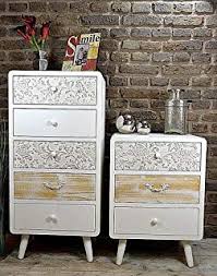 In ihrem zentralen großen fach hinter zwei lamellentüren lässt sich vieles verstauen. Chests Of Drawers Furniture Kommode Schublade Schrank Bunt Antik Landhaus Holz Shabby Paisley Vintage Chest Furniture Furniture