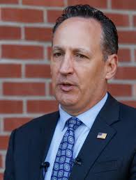 Troy Murdock's Instagram, Twitter & Facebook