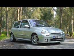 Renault Clio Rs Test Surusu Hizli Fransiz Youtube