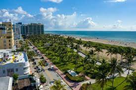 Leslie hotel is a boutique hotel located in the heart of the famous ocean drive, just steps to white sand, and everything that south beach has to offer! Leslie Hotel Ocean Drive Miami Beach Aktualisierte Preise Fur 2021