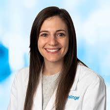 Dana Marie's Instagram, Twitter & Facebook