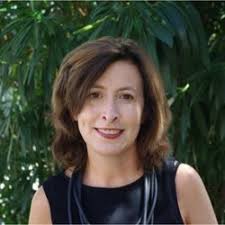 Italian translator specializing in marketing and books translation