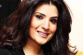 Resham: Age, Height, Education, Net Worth & Lifestyle
