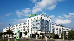 Berlin hotel with perfect transport connection. Holiday Inn Berlin Airport Conference Centre Schonefeld Holidaycheck Brandenburg Deutschland