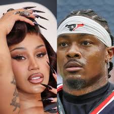 Crazy Fight Erupts At Pee-Wee Football Game And Social Media Had All Sorts  Of Opinions On The Wild Scene (VIDEO) READ MORE:  https://www.totalprosports.com/nfl/video-crazy-fight-erupts-at-pee-wee-football-game-and-social-media-had-all-sorts-of-opinions  ...