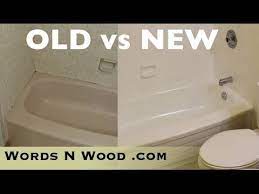 How To Clean Textured Fiberglass Or Plastic Shower Floor Baking Soda White Vinegar Youtube Diy Bathtub Plastic Bathtub Bathtub