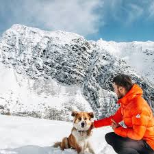 Tres beau livre leur vie et leur portrait. Doudoune Montagne Orange Pour Homme Parka Down Jacket Women