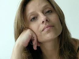 que voz bonita, minha gente!