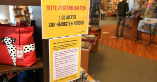 Geschäfte mit einer ladenfläche bis zu 800 quadratmetern dürfen wieder öffnen. So Viele Kunden Durfen In Den Laden