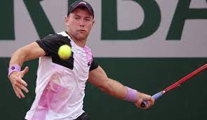 But he plans to use the experience of taking on djokovic to push federer to his limits in their match. 0i26uboqk H6fm