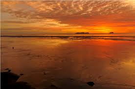 Pantai murni (pure beach) is located in yan besar town which is about 32 km from sungai petani town. Sunset Pantai Murni Yan Kedah 1 Megat Muhammad Ali Flickr