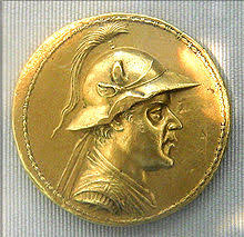 Risultati immagini per medaglie oro greche