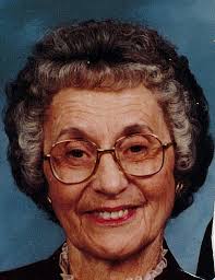 Veda Phelps's Instagram, Twitter & Facebook