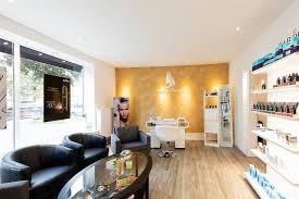 Here we will share with you some cool and catchy beauty salon names. Beauty Parlour Hamburg Kosmetikstudio In Farmsen Berne Hamburg Treatwell