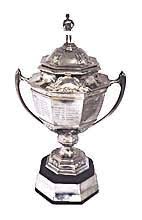 Misi sukar buat badminton negara untuk menghadapi pusingan akhir kejohanan piala thomas dan uber 2018 yang akan berlangsung di bangkok, thailand. Piala Thomas Wikipedia Bahasa Melayu Ensiklopedia Bebas
