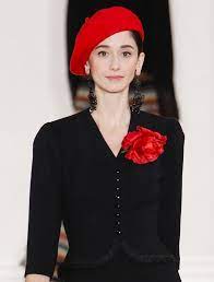How To Wear A Beret Glam Radar How To Wear A Beret Beret With Short Hair Fashion
